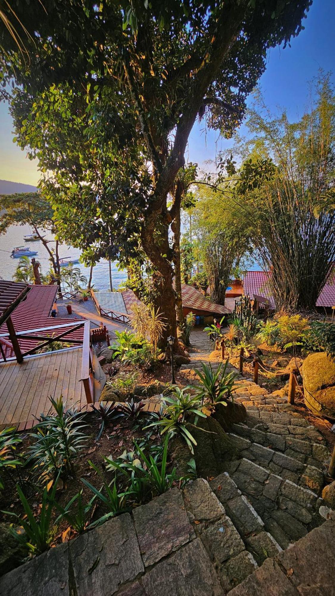 Casa Da Ilha & Vila do Abraao