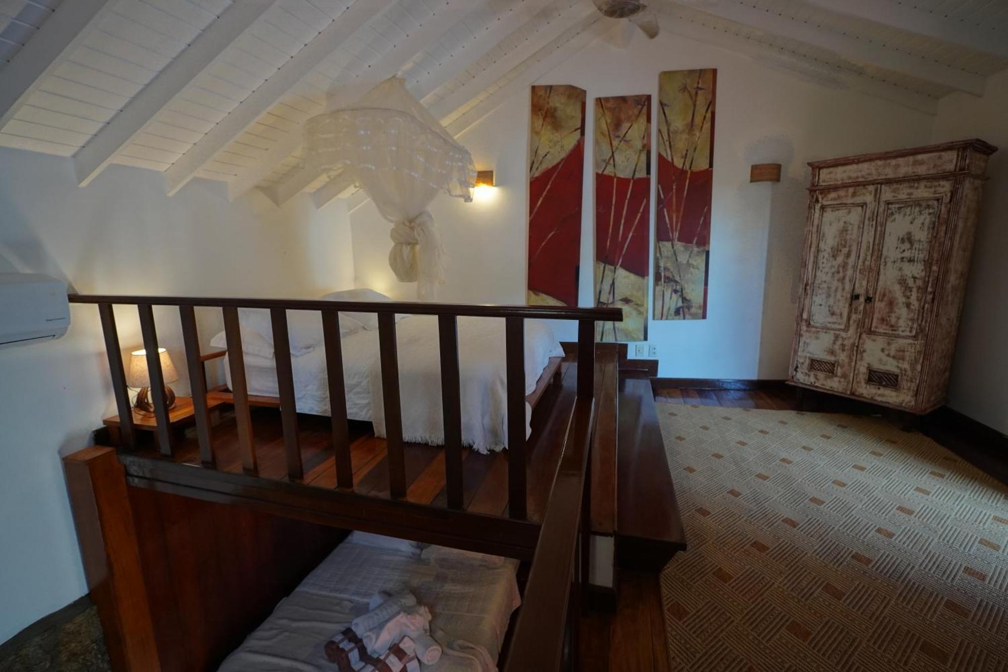 Casa Da Ilha & Guest house Vila do Abraao